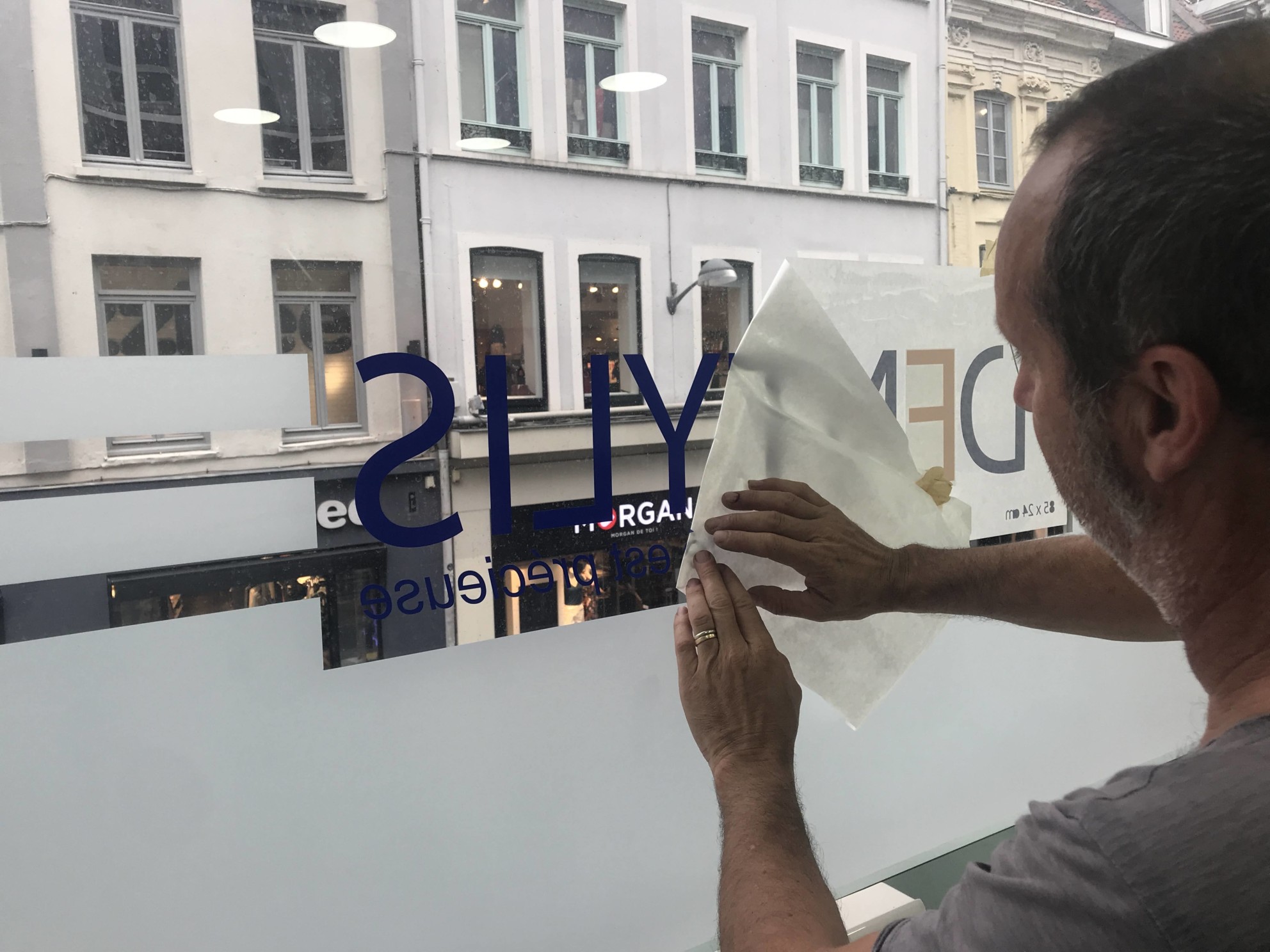 Installation de signalétique